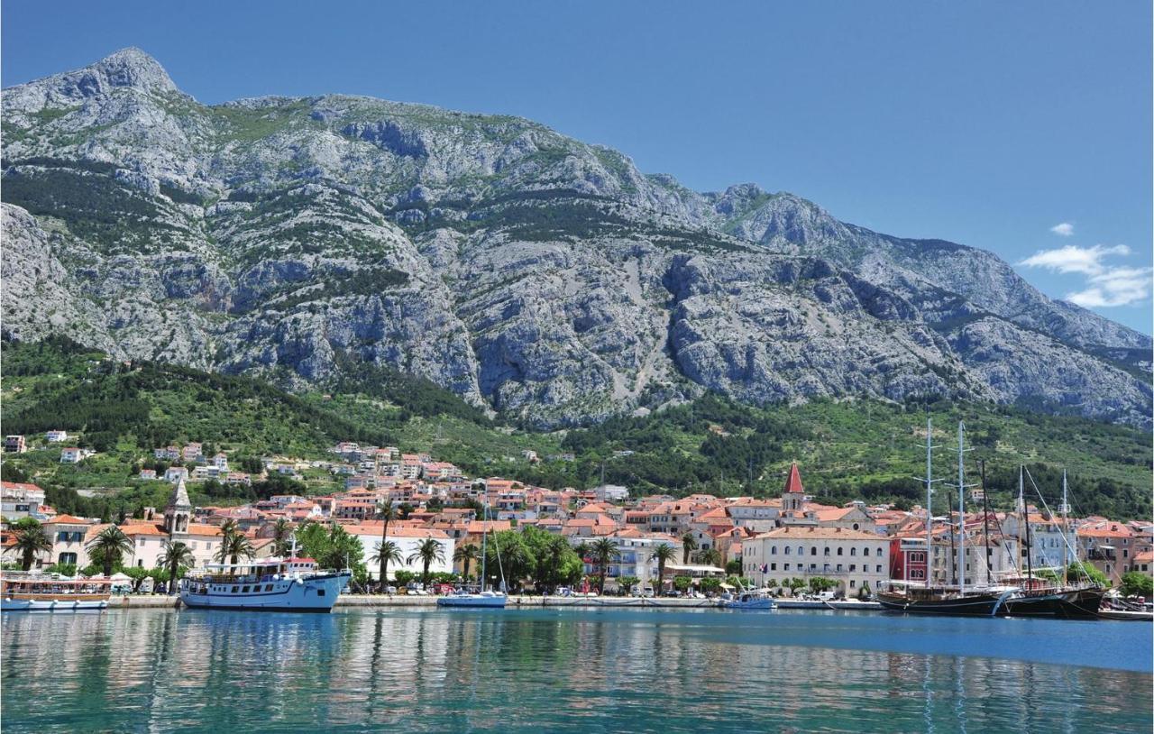 Amazing Apartment In Makarska With 1 Bedrooms And Wifi Exteriér fotografie